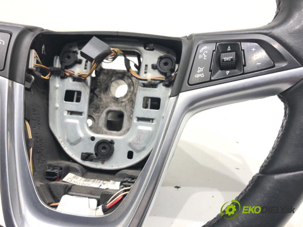OPEL ASTRA J (P10) 2009 - 2015    2.0 CDTI (68) 118 kW [160 KM] olej napędowy 2009 - 2015  Volant  (Volant)