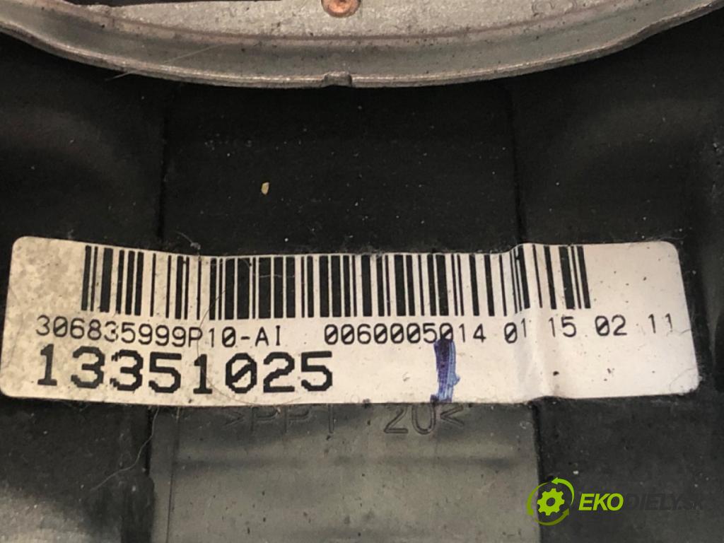 OPEL ASTRA J (P10) 2009 - 2015    2.0 CDTI (68) 118 kW [160 KM] olej napędowy 2009 - 2015  Volant  (Volant)