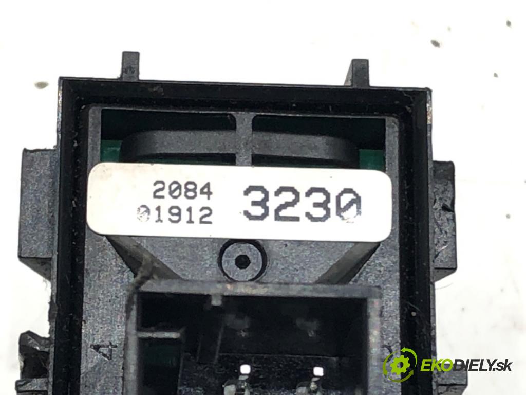 OPEL ASTRA J (P10) 2009 - 2015    2.0 CDTI (68) 118 kW [160 KM] olej napędowy 2009 - 2015  BRZDA: ručný elektrický  (Ručná brzda)