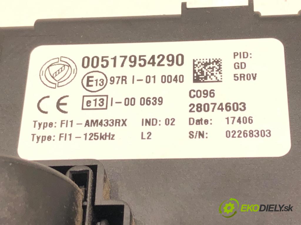 FIAT GRANDE PUNTO (199_) 2005 - 2022    1.2 48 kW [65 KM] benzyna 2005 - 2022  modul BSI 00517954290 (Pojistkové skříňky)
