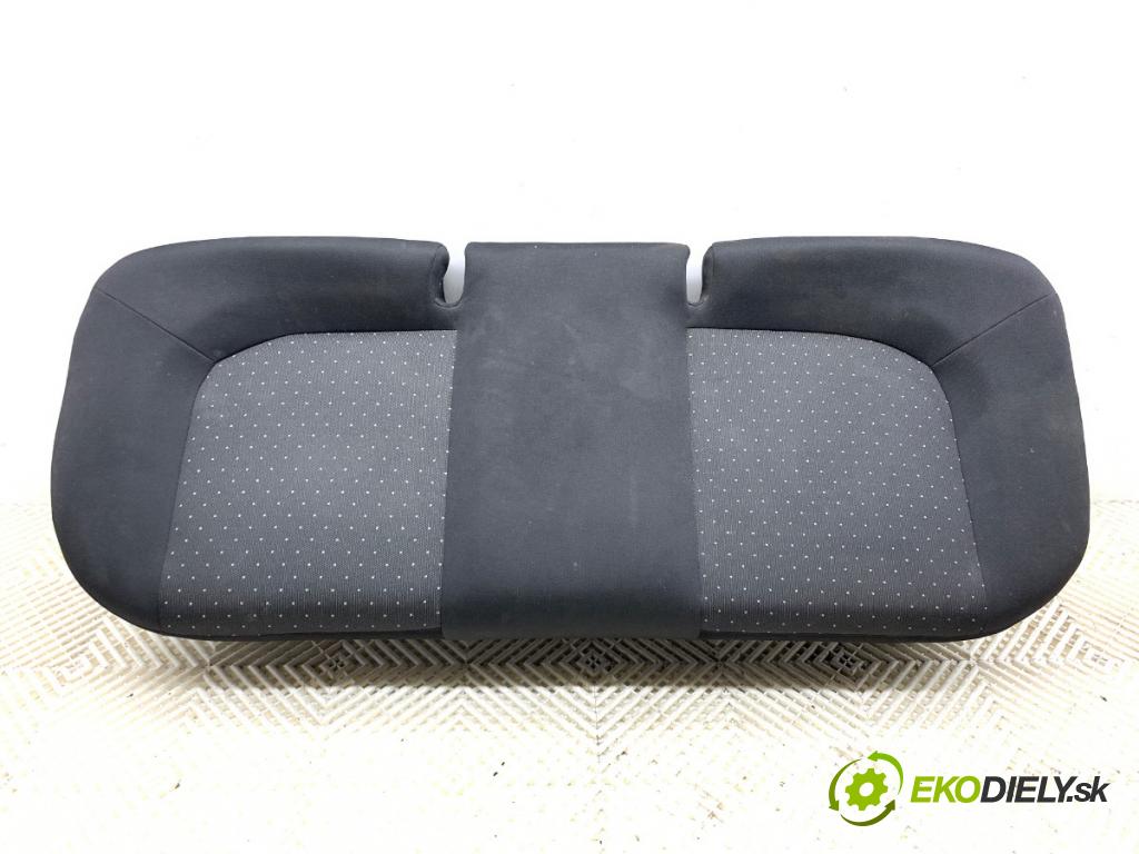 FIAT GRANDE PUNTO (199_) 2005 - 2022    1.2 48 kW [65 KM] benzyna 2005 - 2022  Sedadlo druhý rad