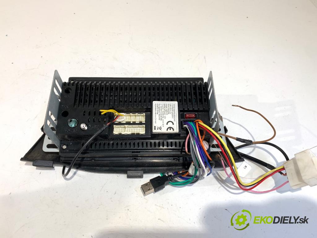 HYUNDAI ix35 (LM, EL, ELH) 2009 - 2022    1.7 CRDi 85 kW [116 KM] olej napędowy 2010 - 2022  RADIO WDS-35 (Audio zariadenie)