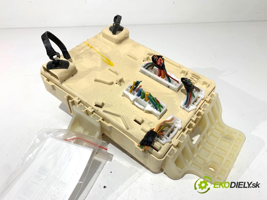 HYUNDAI ix35 (LM, EL, ELH) 2009 - 2022    1.7 CRDi 85 kW [116 KM] olej napędowy 2010 - 2022  modul BSI 91950-28522 (Pojistkové skříňky)