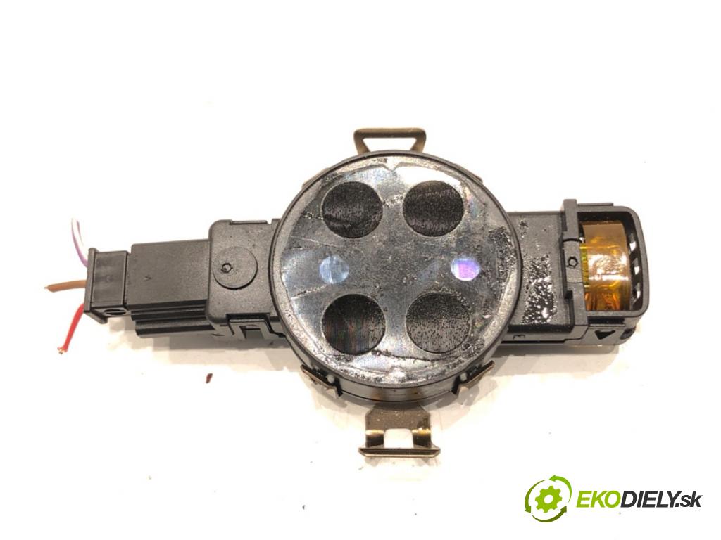 SKODA KODIAQ (NS7, NV7, NS6) 2016 - 2022    2.0 TSI 4x4 140 kW [190 KM] benzyna 2019 - 2022  Snímač dažďa 5Q0955547C (Snímač dažďa)