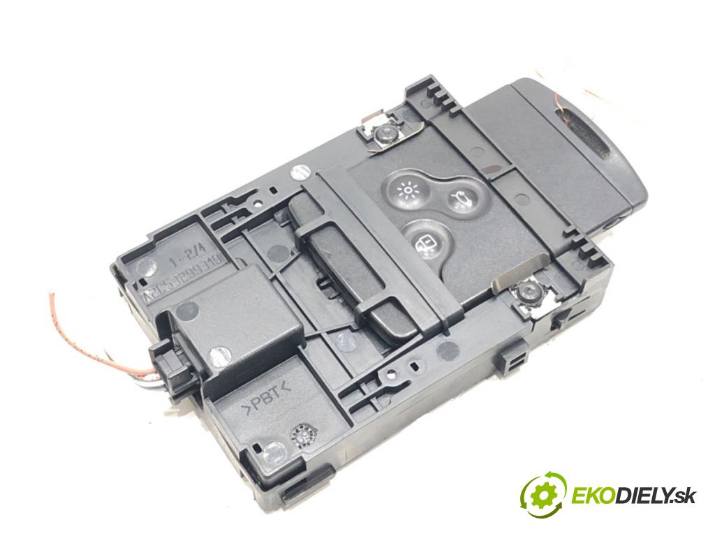 RENAULT MEGANE III Grandtour (KZ0/1) 2008 - 2022    1.4 TCe (KZ0F, KZ1V) 96 kW [130 KM] benzyna 2009 - 2022  spinačka 285909828R (Spínacia skrinka)