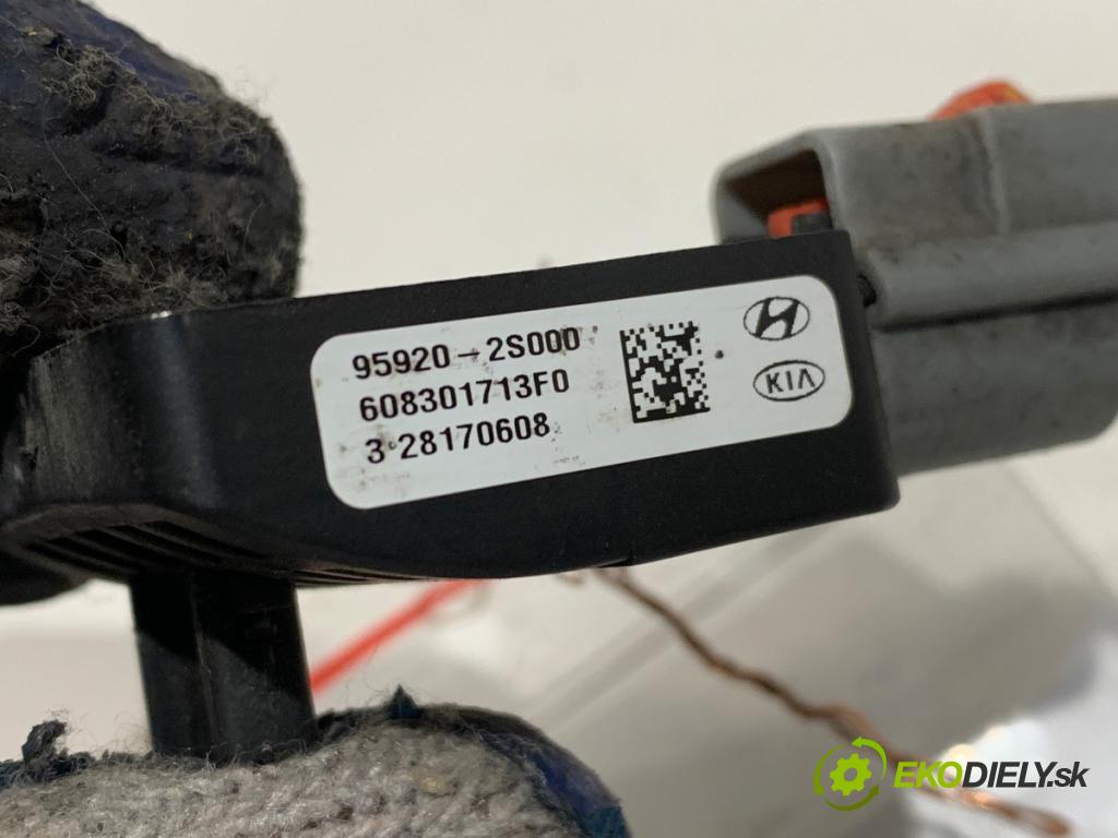 HYUNDAI ix35 (LM, EL, ELH) 2009 - 2022    1.7 CRDi 85 kW [116 KM] olej napędowy 2010 - 2022  Snímač nárazu 95920-2S000 (Snímač nárazu)