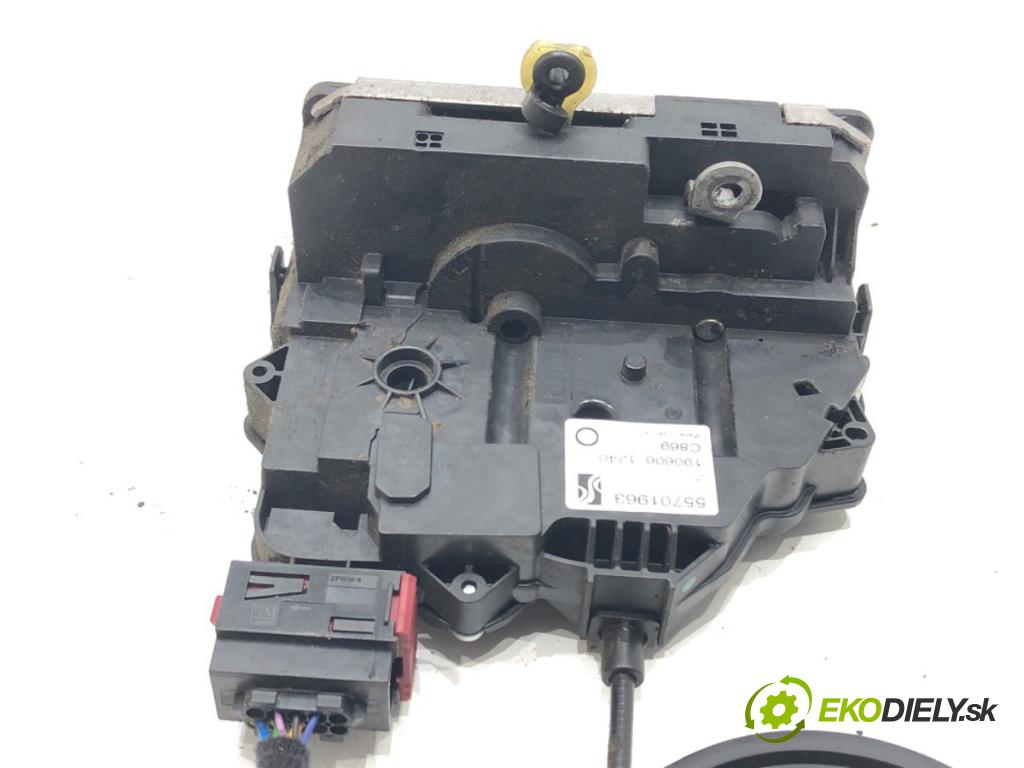 FIAT GRANDE PUNTO (199_) 2005 - 2022    1.2 48 kW [65 KM] benzyna 2005 - 2022  zámok dveře levý přední část 55701963
