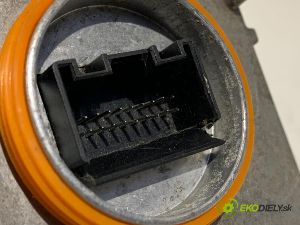 AUDI A3 (8V1, 8VK) 2012 - 2020    2.0 TFSI 140 kW [190 KM] benzyna 2016 - 2017  Menič XENON 4G0907397R (Riadiaca jednotka xenónu)