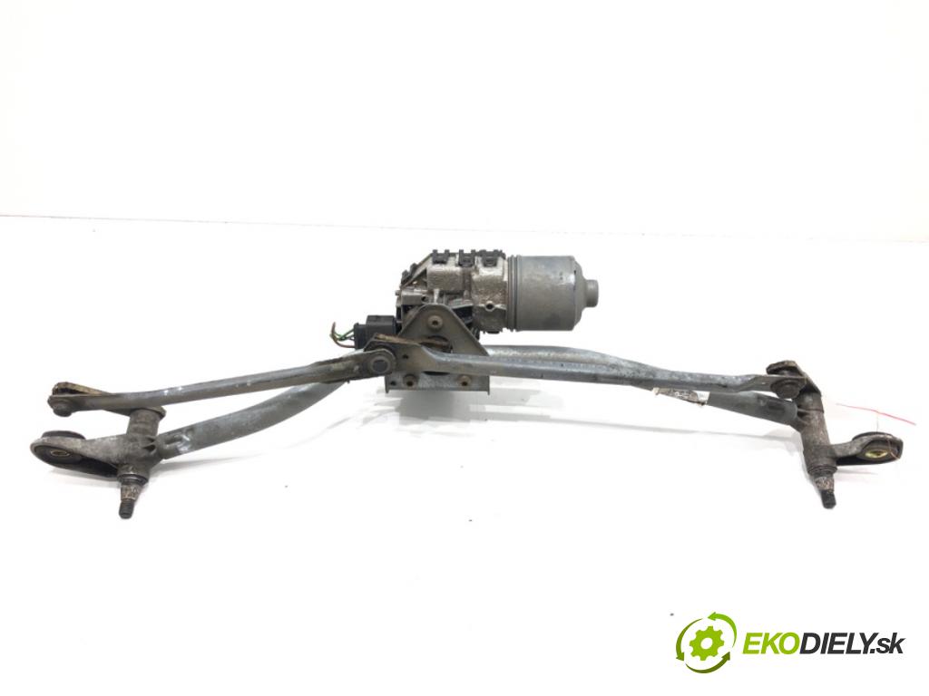 AUDI A4 B7 (8EC) 2004 - 2008    1.9 TDI 85 kW [116 KM] olej napędowy 2004 - 2008  Mechanizmus stieračov predný 8E1955023D (Motorček stieračov predné)