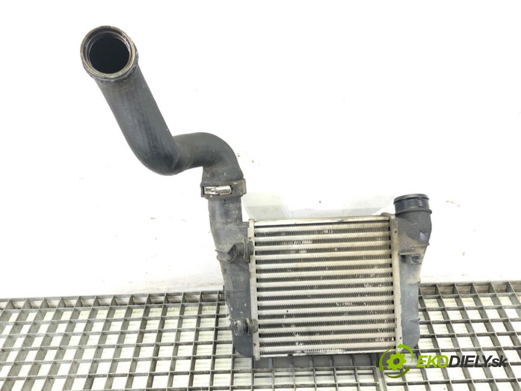 AUDI A4 B7 (8EC) 2004 - 2008    1.9 TDI 85 kW [116 KM] olej napędowy 2004 - 2008  intercooler 8E0145805S (Chladiče nasávaného vzduchu (intercoolery))
