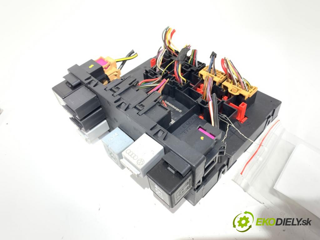 VW PASSAT B6 Variant (3C5) 2005 - 2011    2.0 TDI 103 kW [140 KM] olej napędowy 2005 - 2009  Modul BORDNETZ 3C0937049AJ (Ostatné)