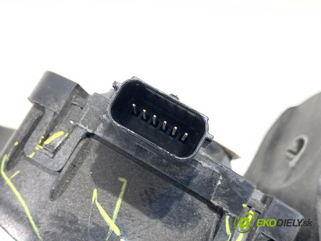 FORD USA MUSTANG coupe 2014 - 2022    2.3 EcoBoost 233 kW [317 KM] benzyna 2015 - 2022  Potenciometer plynu CR33-9F836-AB (Pedál)