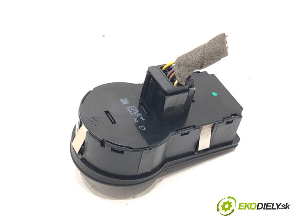 OPEL INSIGNIA A liftback 2012 96 kW 2.0 CDTI (68) 1956 Spínač svetiel D. 13268704