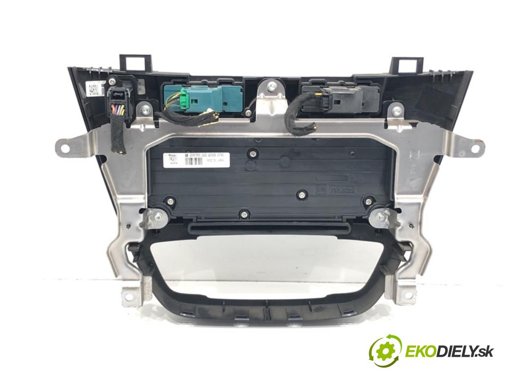 OPEL INSIGNIA A (G09) 2008 - 2017    2.0 CDTI (68) 96 kW [131 KM] olej napędowy 2008 - 2017  Panel ovládania radia 20997890 (Prepínač/spínač/tlačidlo a ovládač kúrenia)