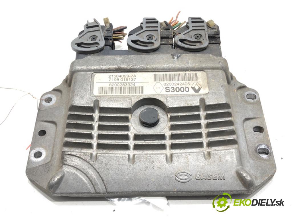 RENAULT MEGANE II (BM0/1_, CM0/1_) 2001 - 2012    1.6 16V (BM0C, CM0C) 83 kW [113 KM] benzyna 2002 - 2008  riadiaca jednotka Motor 8200283924 (Riadiaca jednotka)