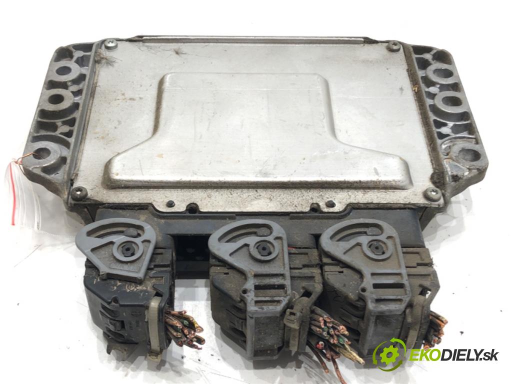 RENAULT MEGANE II (BM0/1_, CM0/1_) 2001 - 2012    1.6 16V (BM0C, CM0C) 83 kW [113 KM] benzyna 2002 - 2008  riadiaca jednotka Motor 8200283924 (Riadiaca jednotka)