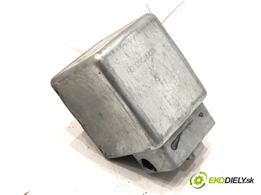 RENAULT MEGANE II (BM0/1_, CM0/1_) 2001 - 2012    1.6 16V (BM0C, CM0C) 83 kW [113 KM] benzyna 2002 - 2008  blokáda volantu 8200110033 (Ostatné)