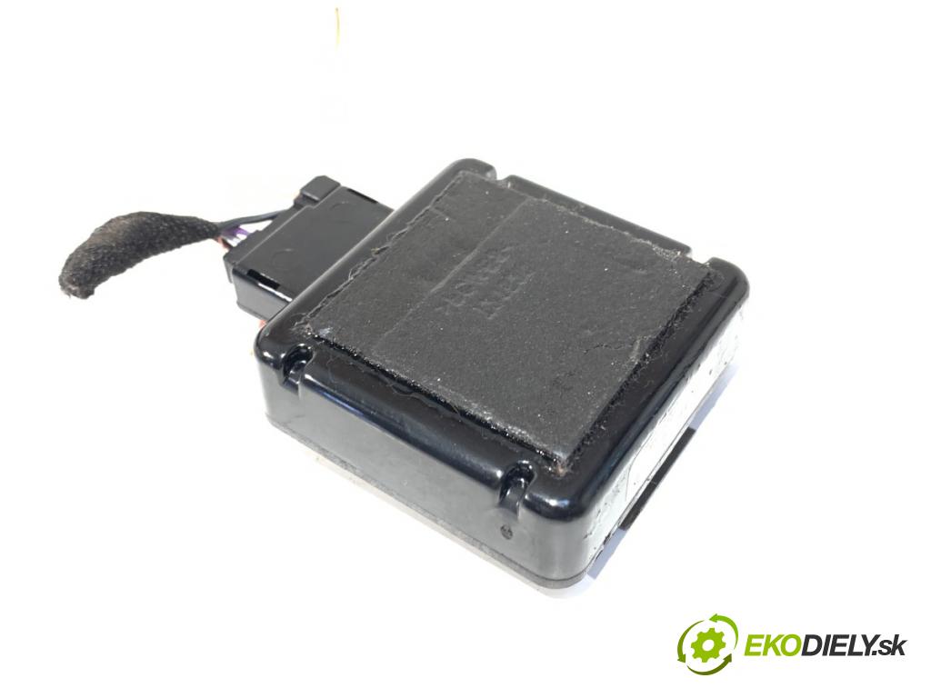 FORD USA MUSTANG coupe 2014 - 2022    2.3 EcoBoost 233 kW [317 KM] benzyna 2015 - 2022  Modul GPS FR3T-19H464-AB (Riadiaca jednotka ostatné)