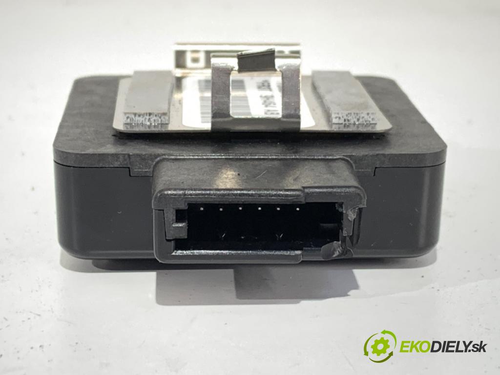 FORD USA MUSTANG coupe 2014 - 2022    2.3 EcoBoost 233 kW [317 KM] benzyna 2015 - 2022  Modul GPS FR3T-19H464-AB (Riadiaca jednotka ostatné)