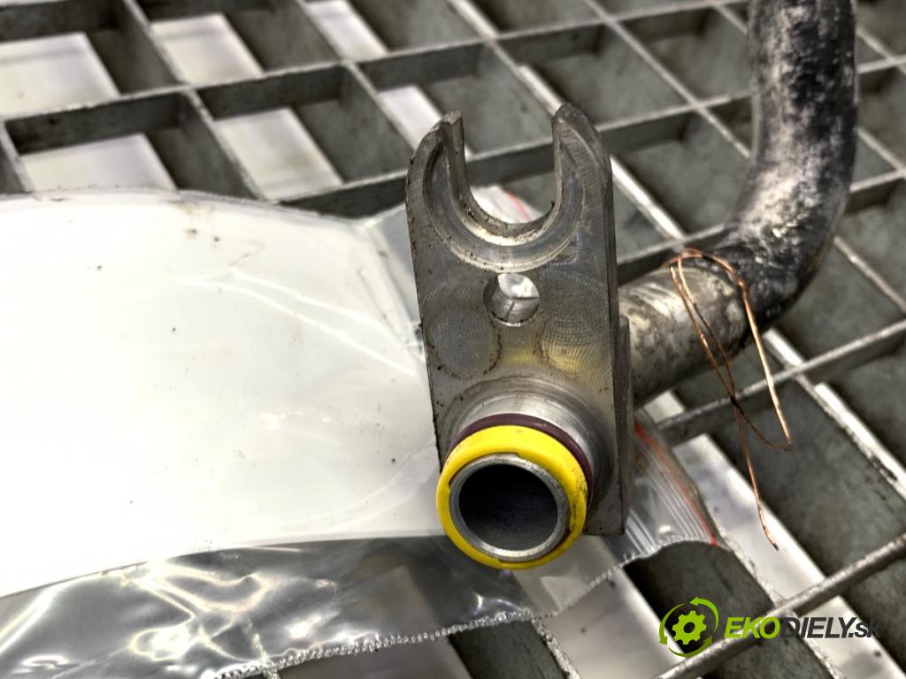 BMW E60 sedan 2005 160 kW 530 d 2993 rúrka klimatizácie  (Rúrka klimatizácie)