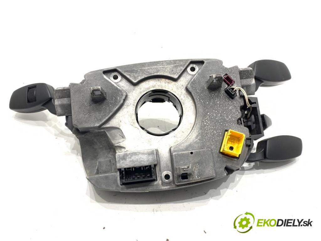 BMW 5 (E60) 2001 - 2010    530 d 160 kW [218 KM] olej napędowy 2002 - 2005  Prepínač kombinovaný 6950505 (Prepínacie páčky pod volantom)
