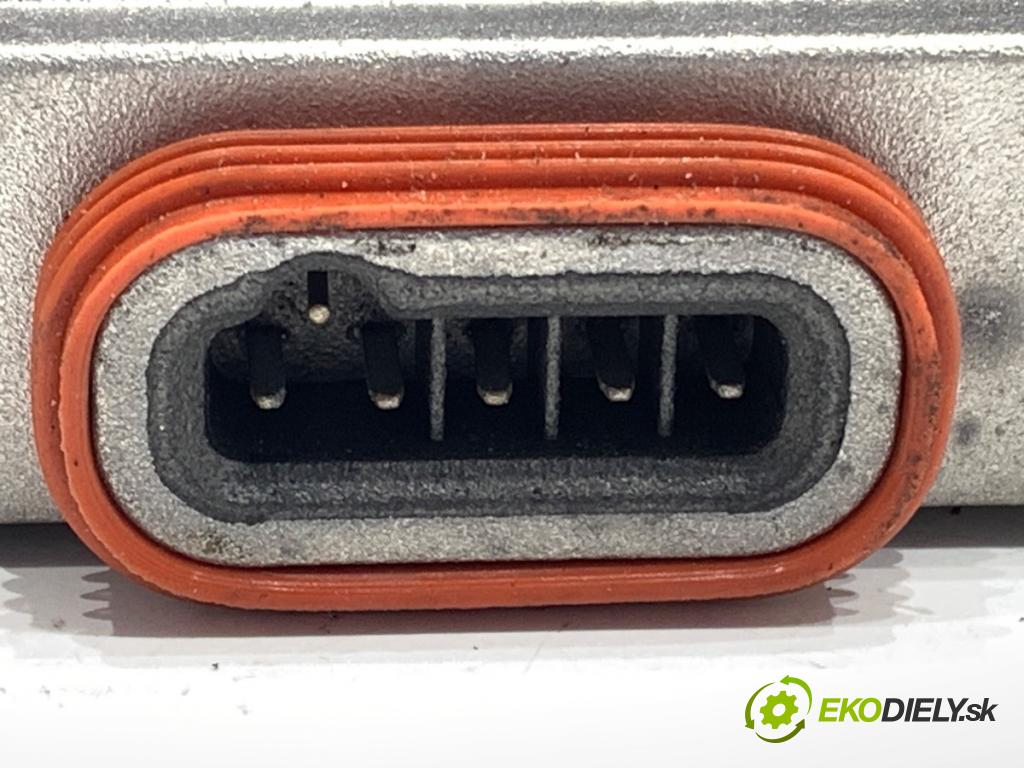 BMW 5 (E60) 2001 - 2010    530 d 160 kW [218 KM] olej napędowy 2002 - 2005  Menič XENON 5DV008290-00 (Riadiaca jednotka xenónu)