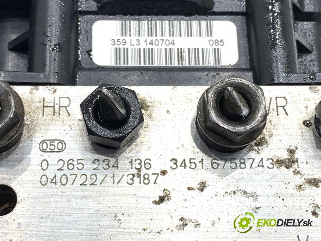 BMW 5 (E60) 2001 - 2010    530 d 160 kW [218 KM] olej napędowy 2002 - 2005  Pumpa ABS 6768910 (Pumpa ABS)