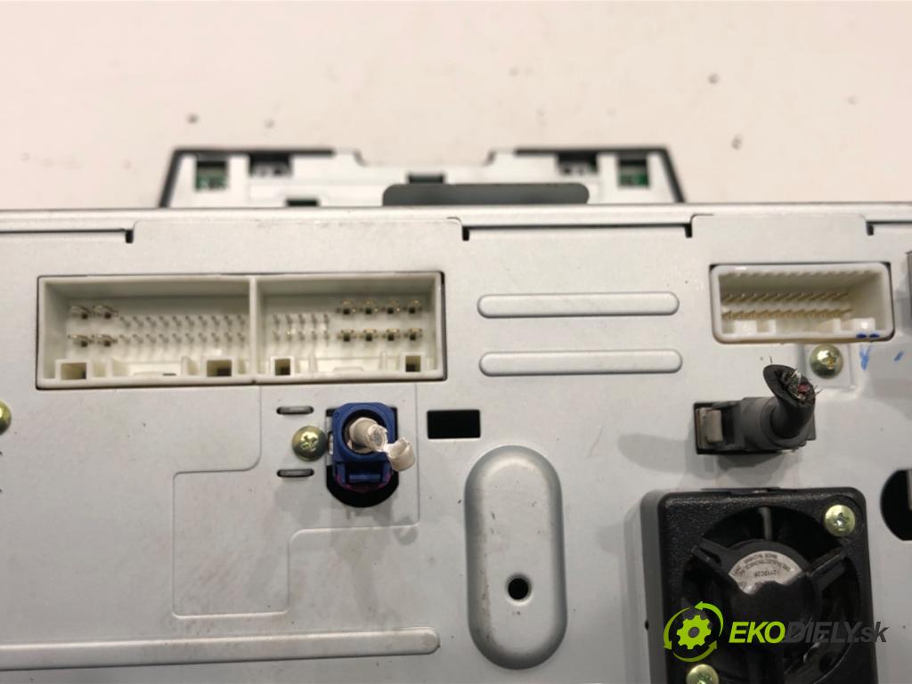 HYUNDAI i40 I (VF) 2012 - 2022    1.7 CRDi 100 kW [136 KM] olej napędowy 2012 - 2022  RADIO 96560-3Z100 (Audio zariadenie)