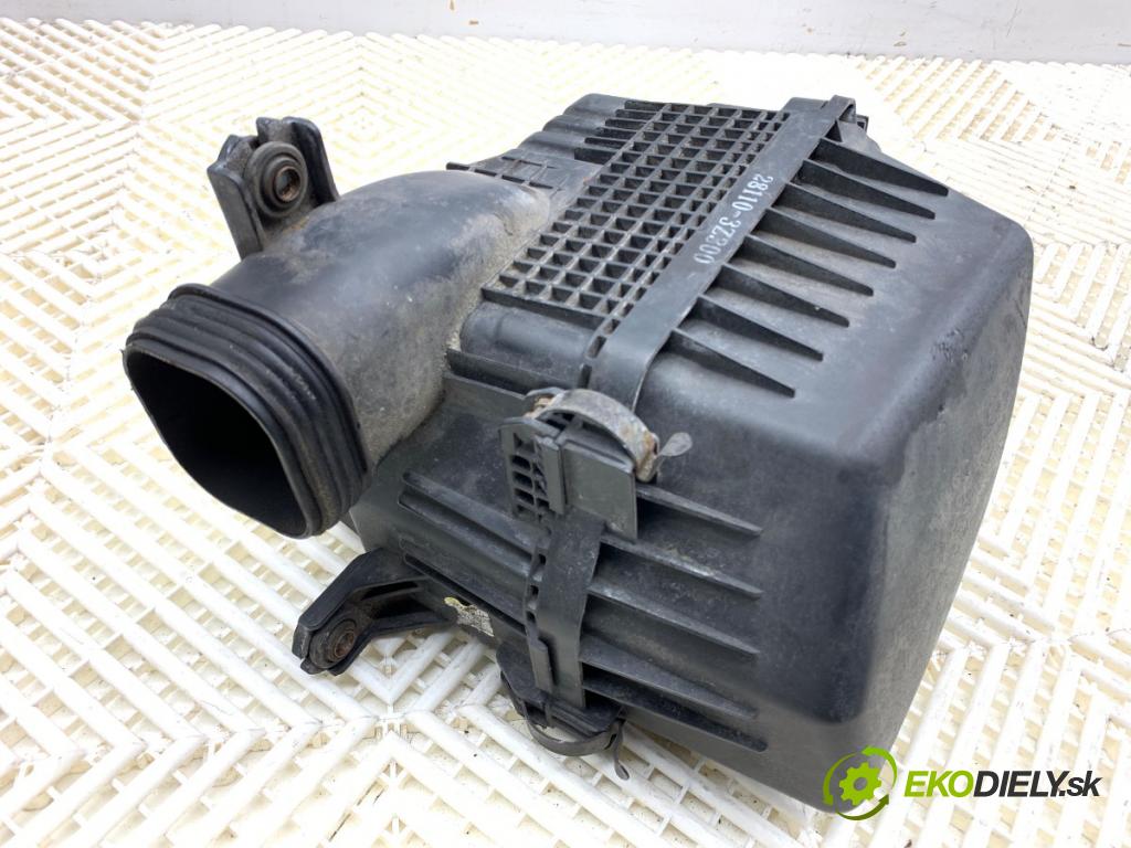 HYUNDAI i40 I (VF) 2012 - 2022    1.7 CRDi 100 kW [136 KM] olej napędowy 2012 - 2022  Obal filtra vzduchu 28110-3Z300 (Obal filtra vzduchu)