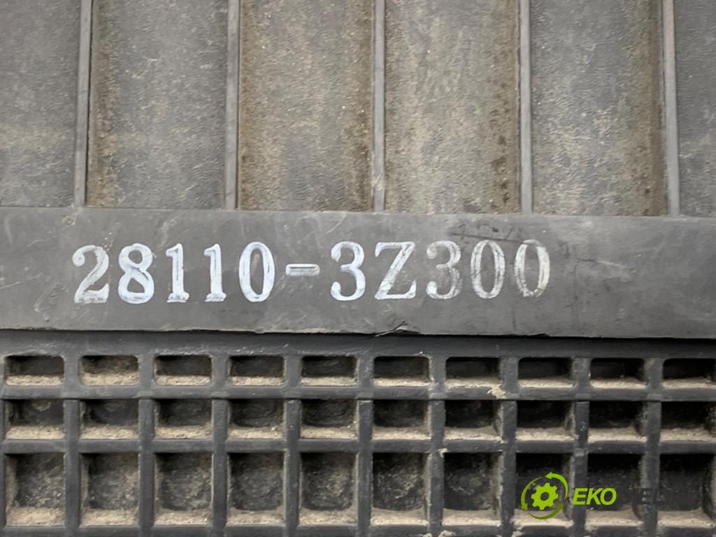 HYUNDAI i40 I (VF) 2012 - 2022    1.7 CRDi 100 kW [136 KM] olej napędowy 2012 - 2022  Obal filtra vzduchu 28110-3Z300 (Obal filtra vzduchu)