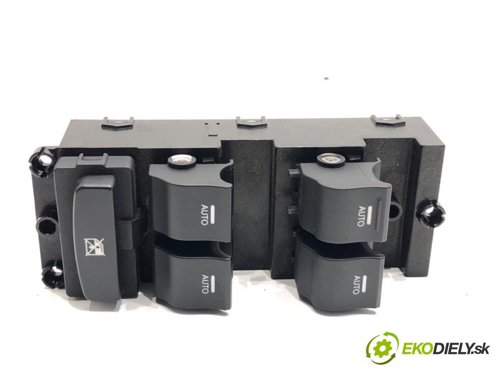 HYUNDAI i40 I (VF) 2012 - 2022    1.7 CRDi 100 kW [136 KM] olej napędowy 2012 - 2022  přepínač oken 93570-3Z000 (Ovládaní topení a přepínače)