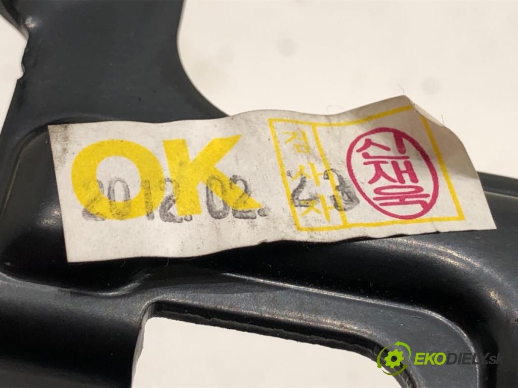 HYUNDAI i40 I (VF) 2012 - 2022    1.7 CRDi 100 kW [136 KM] olej napędowy 2012 - 2022  Lakťová opierka  (Lakťová opierka)