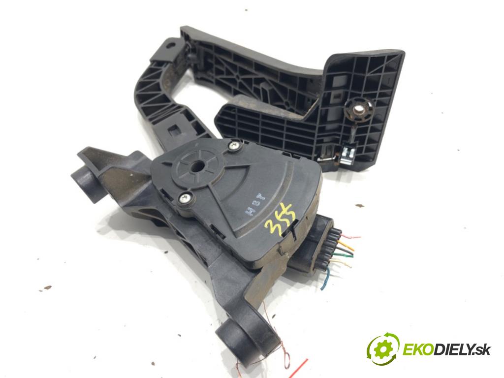 HYUNDAI i40 I (VF) 2012 - 2022    1.7 CRDi 100 kW [136 KM] olej napędowy 2012 - 2022  Potenciometer plynu 32726-3Z000 (Pedál)