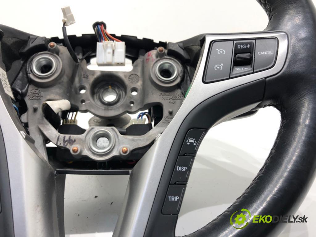 HYUNDAI i40 I (VF) 2012 - 2022    1.7 CRDi 100 kW [136 KM] olej napędowy 2012 - 2022  Volant  (Volant)