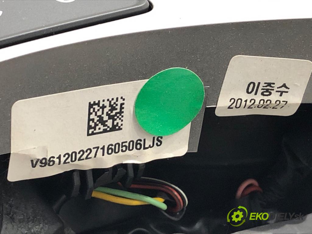 HYUNDAI i40 I (VF) 2012 - 2022    1.7 CRDi 100 kW [136 KM] olej napędowy 2012 - 2022  Volant  (Volant)