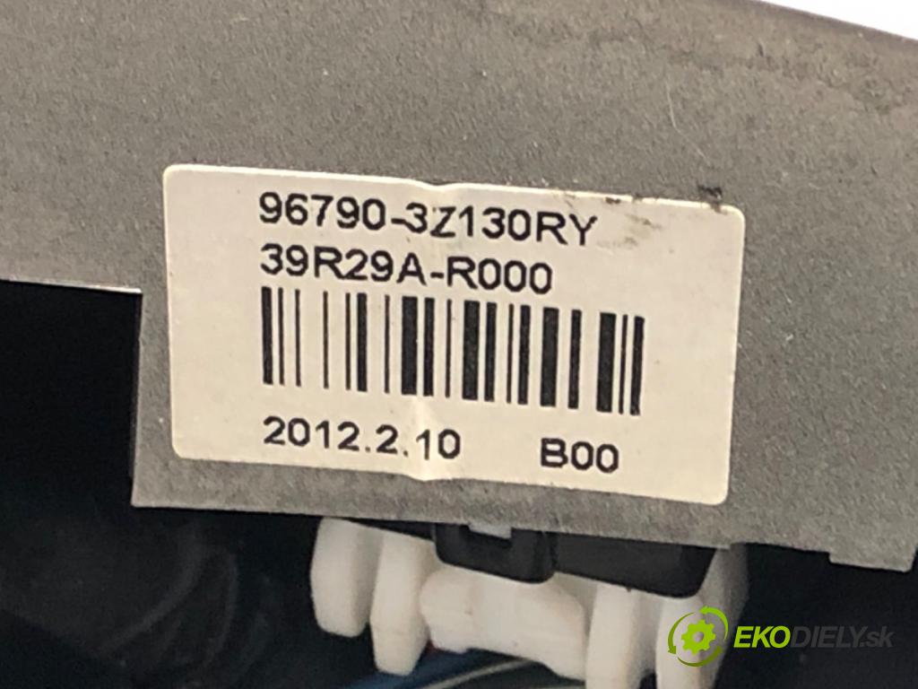 HYUNDAI i40 I (VF) 2012 - 2022    1.7 CRDi 100 kW [136 KM] olej napędowy 2012 - 2022  Volant  (Volant)