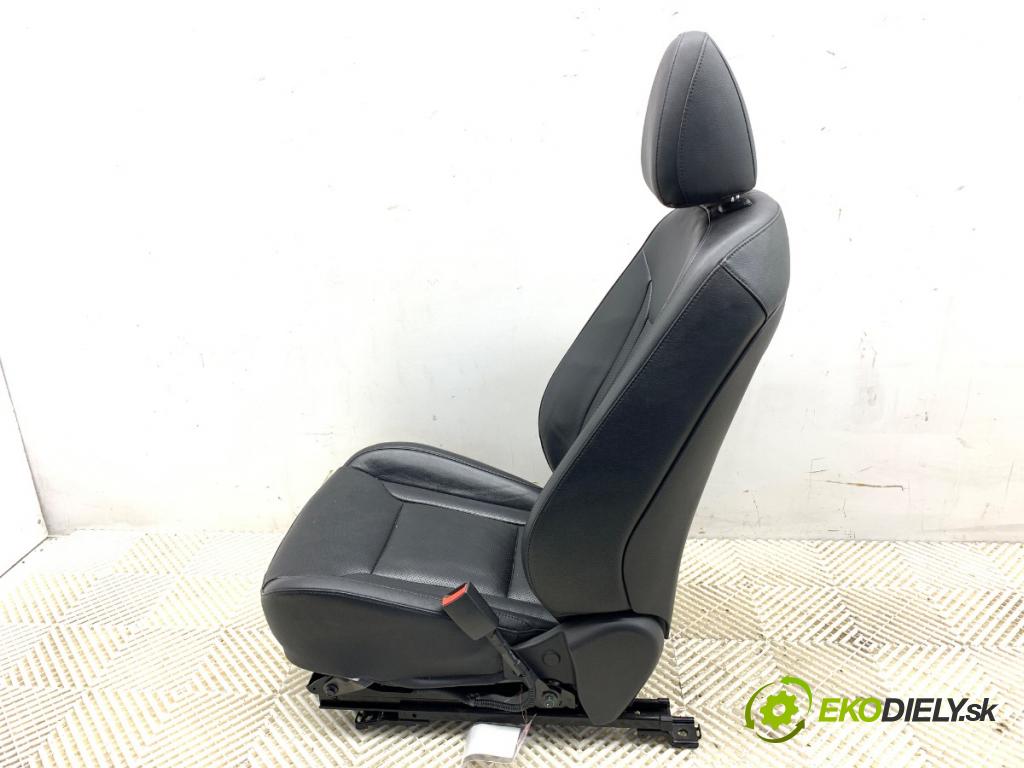 HYUNDAI i40 sedan 2012 100 kW 1.7 CRDi 1685 Sedadlo pravy predný