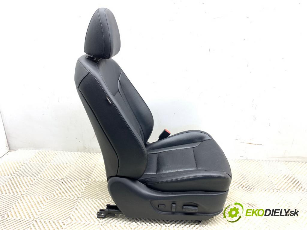 HYUNDAI i40 sedan 2012 100 kW 1.7 CRDi 1685 Sedadlo pravy predný