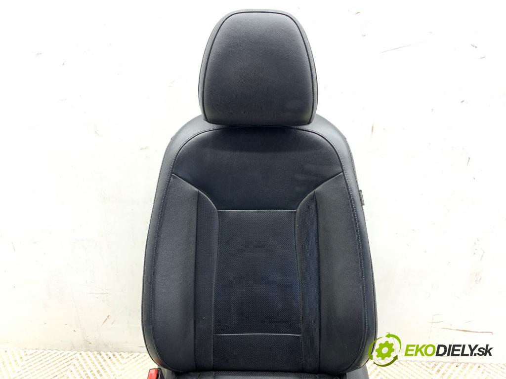 HYUNDAI i40 I (VF) 2012 - 2022    1.7 CRDi 100 kW [136 KM] olej napędowy 2012 - 2022  Sedadlo ľavy predný