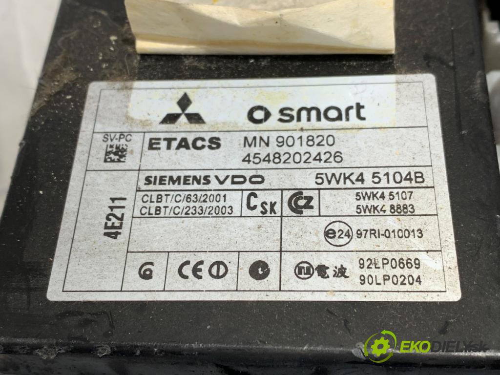 SMART FORFOUR (454) 2004 - 2006    1.1 (454.030) 55 kW [75 KM] benzyna 2004 - 2006  modul BSI MN901820 (Pojistkové skříňky)