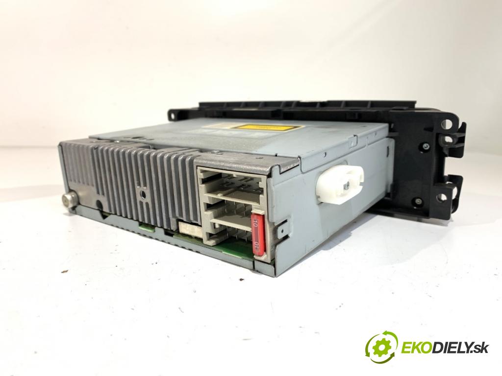 SMART FORFOUR (454) 2004 - 2006    1.1 (454.030) 55 kW [75 KM] benzyna 2004 - 2006  RADIO A4548200379 (Audio zariadenie)