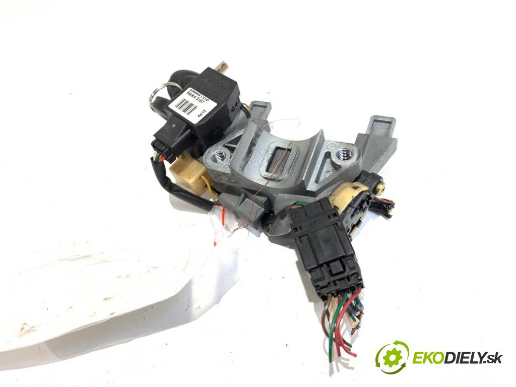 SMART FORFOUR (454) 2004 - 2006    1.1 (454.030) 55 kW [75 KM] benzyna 2004 - 2006  spinačka MR955230 (Spínacia skrinka)