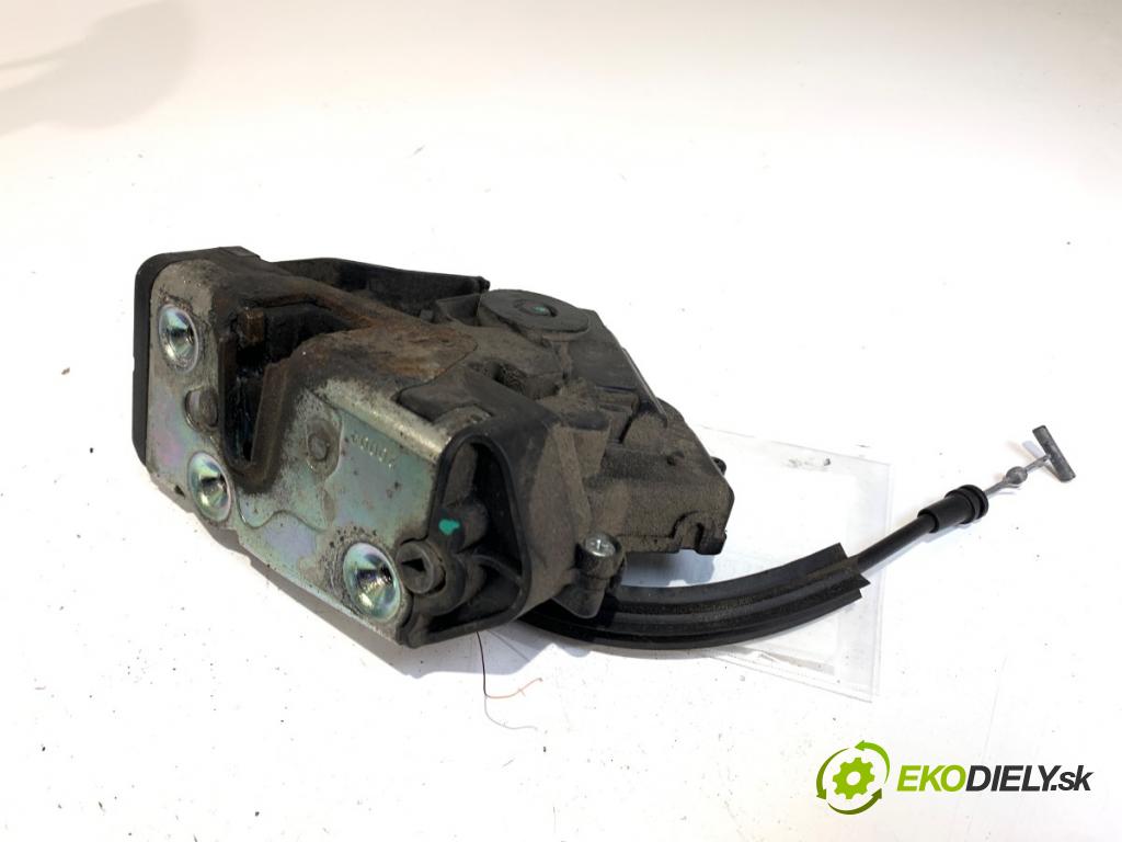 SMART FORFOUR (454) 2004 - 2006    1.1 (454.030) 55 kW [75 KM] benzyna 2004 - 2006  zámok dveře pravý zadní část A4547300035