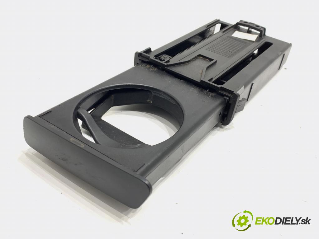 RENAULT LAGUNA III (BT0/1) 2007 - 2015    2.0 dCi (BT07, BT0J, BT14, BT1A, BT1S) 96 kW [131 KM] olej napędowy 2007 - 2015  Držiak na nápoje  (Úchyt, držiak na nápoje)