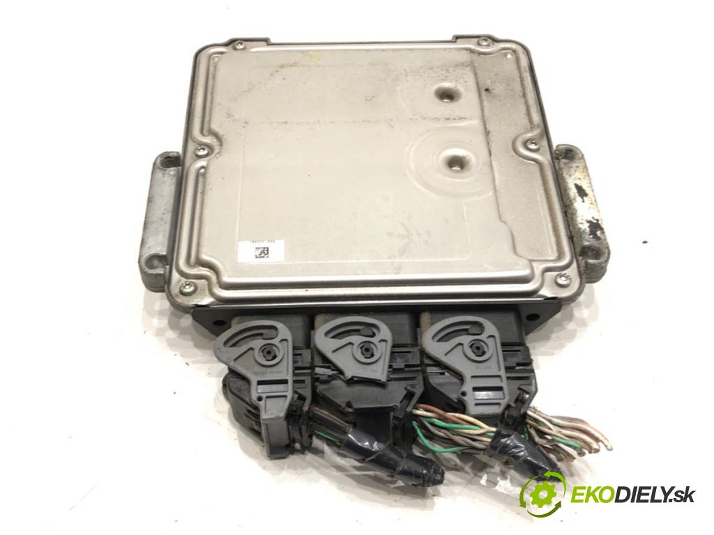 RENAULT LAGUNA III (BT0/1) 2007 - 2015    2.0 dCi (BT07, BT0J, BT14, BT1A, BT1S) 96 kW [131 KM] olej napędowy 2007 - 2015  riadiaca jednotka Motor 8200726880 (Riadiaca jednotka)