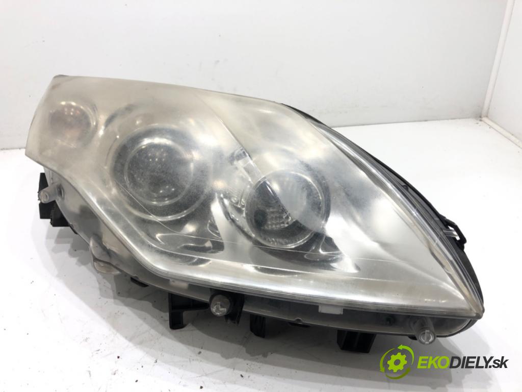 RENAULT LAGUNA III (BT0/1) 2007 - 2015    2.0 dCi (BT07, BT0J, BT14, BT1A, BT1S) 96 kW [131 KM] olej napędowy 2007 - 2015  světlomet pravý přední část XENON 