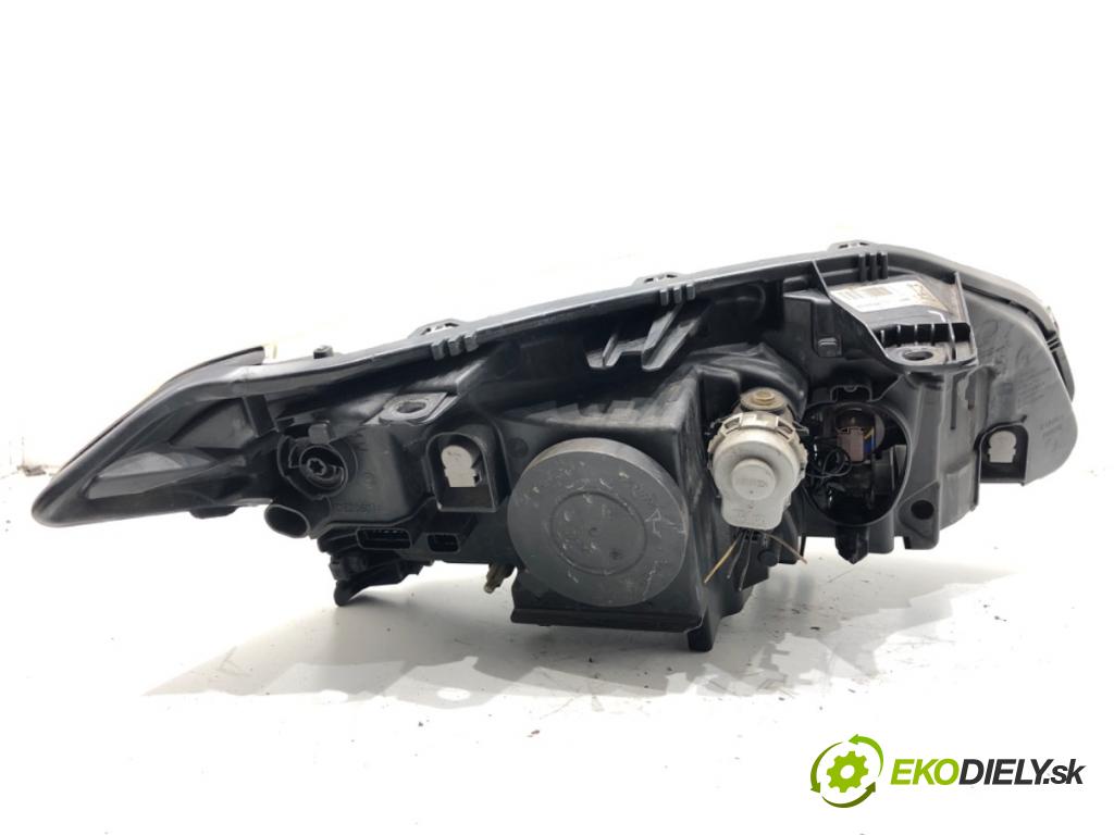 RENAULT LAGUNA III (BT0/1) 2007 - 2015    2.0 dCi (BT07, BT0J, BT14, BT1A, BT1S) 96 kW [131 KM] olej napędowy 2007 - 2015  světlomet levý přední část XENON 260600035R