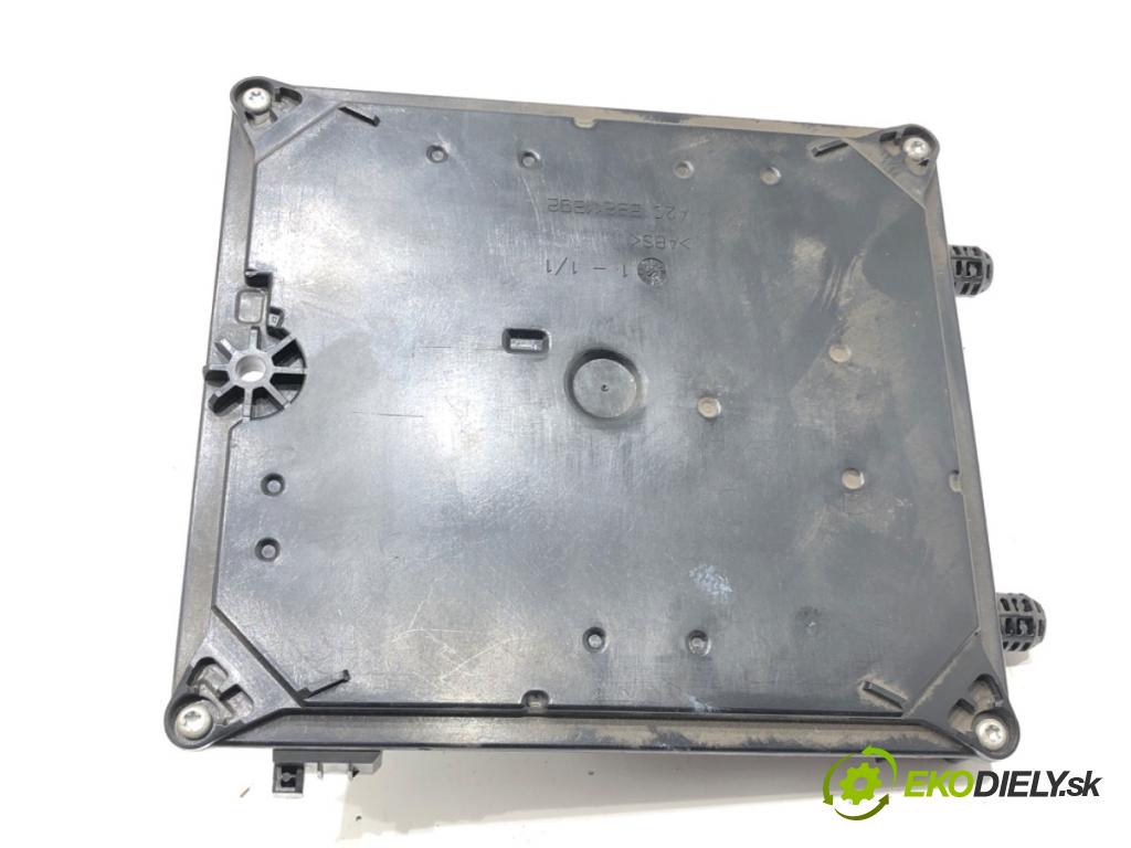 RENAULT LAGUNA III (BT0/1) 2007 - 2015    2.0 dCi (BT07, BT0J, BT14, BT1A, BT1S) 96 kW [131 KM] olej napędowy 2007 - 2015  Modul BCM 284B10027R (Riadiaca jednotka ostatné)