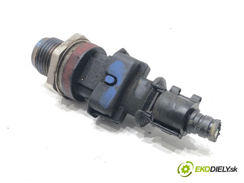 RENAULT LAGUNA III liftback 2007 96 kW 2.0 dCi (BT07, BT0J, BT14, BT1A, BT1S) 1995 Snímač tlaku paliva 0281002840 (Snímač)