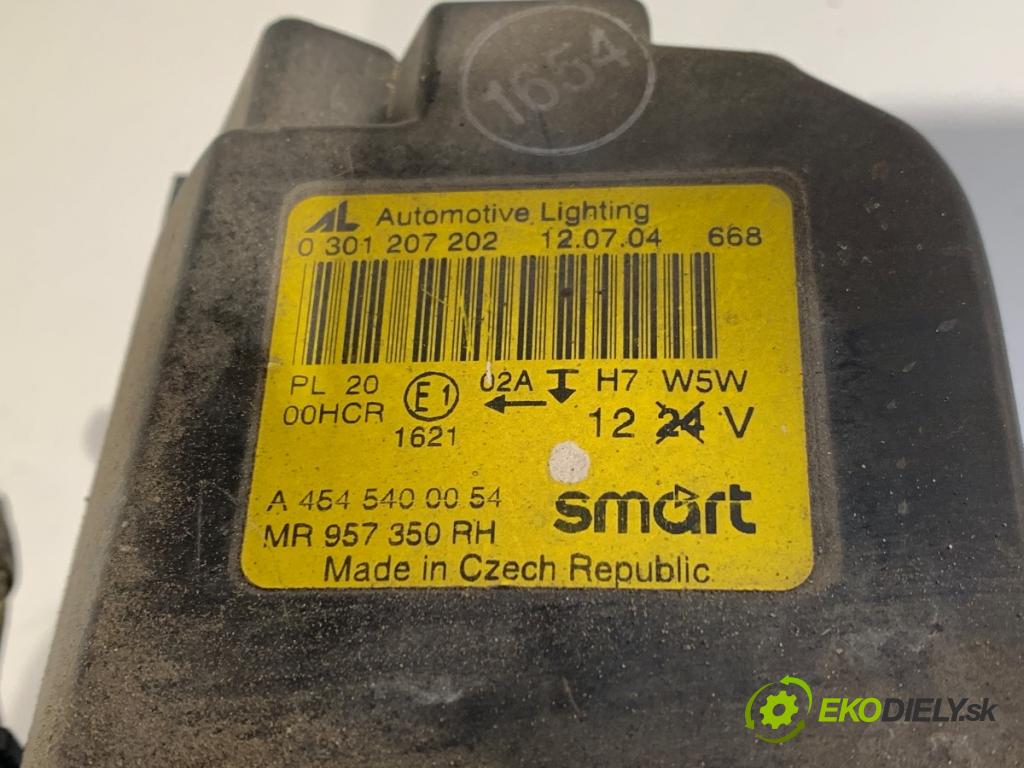 SMART FORFOUR (454) 2004 - 2006    1.1 (454.030) 55 kW [75 KM] benzyna 2004 - 2006  světlomet pravý přední část A4545400054